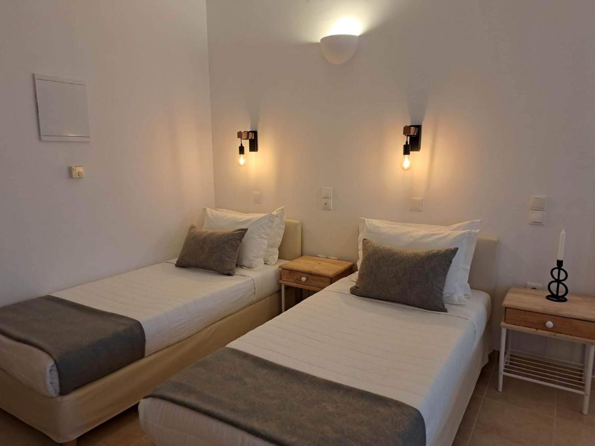 Amerisa Suites & Villa Fira  Ngoại thất bức ảnh