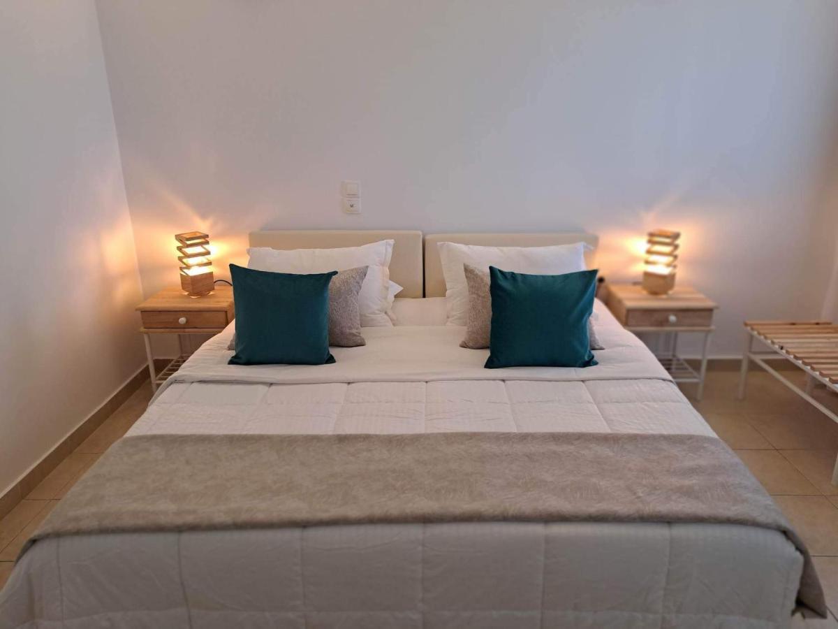 Amerisa Suites & Villa Fira  Ngoại thất bức ảnh