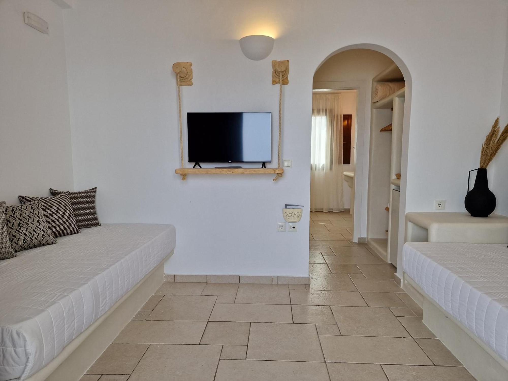 Amerisa Suites & Villa Fira  Phòng bức ảnh