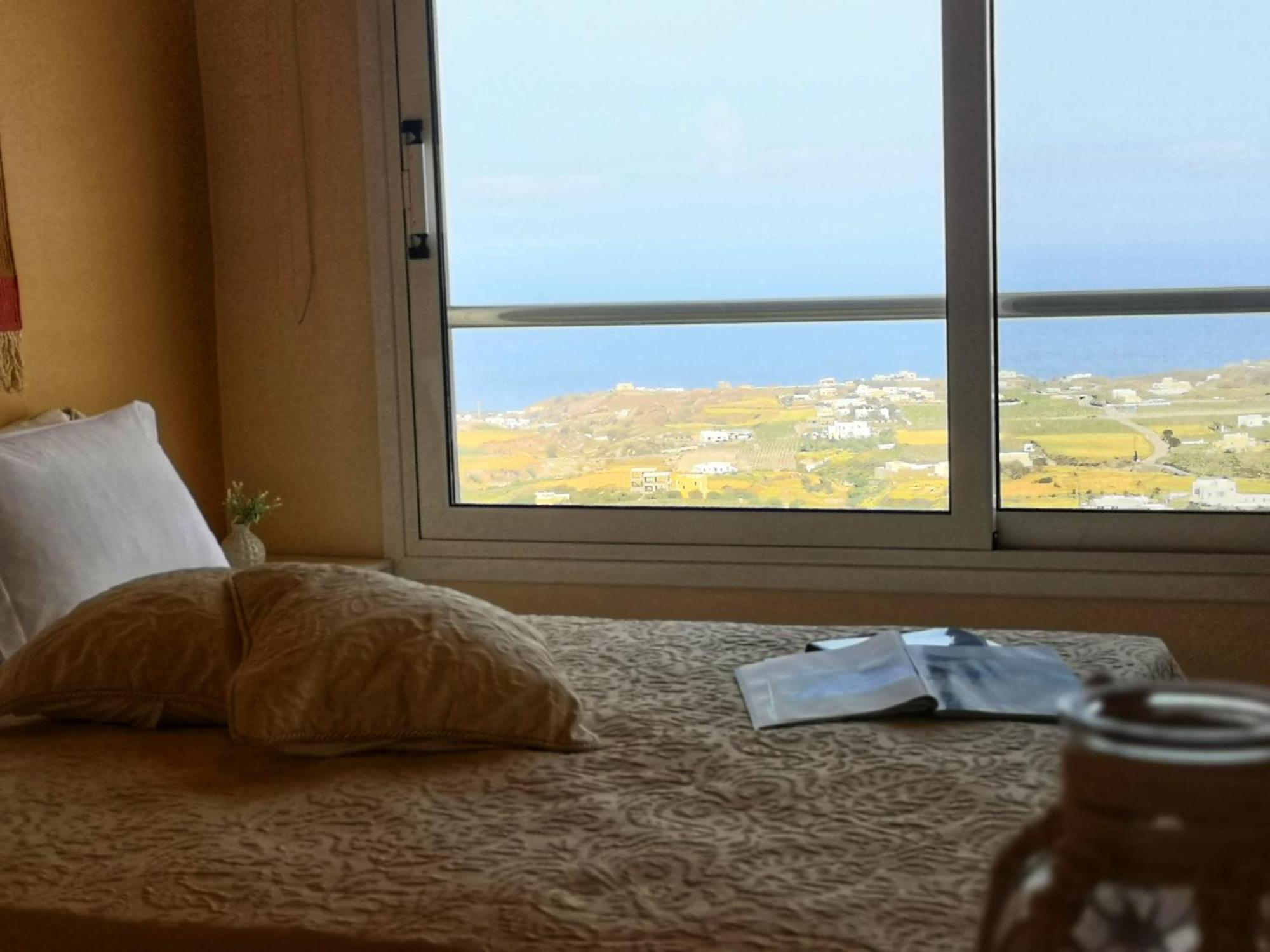Amerisa Suites & Villa Fira  Phòng bức ảnh